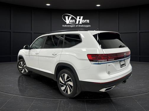 2025 Volkswagen Atlas 2.0T SE w/Technology 4MOTION