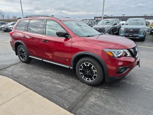 Scarlet Ember Tintcoat 2020 Nissan Pathfinder SL 4WD