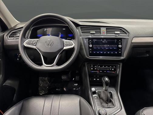 2023 Volkswagen Tiguan 2.0T SE 4MOTION