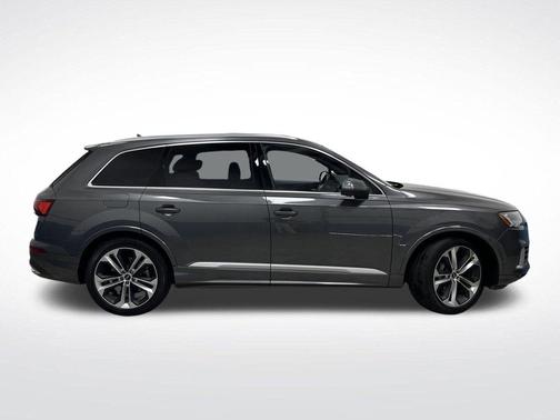 2021 Audi Q7 55 Prestige