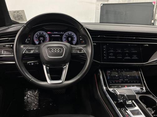 2021 Audi Q7 55 Prestige