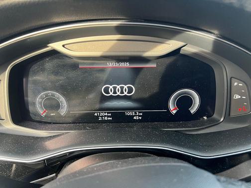 2022 Audi Q7 55 Premium Plus