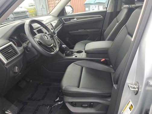 2019 Volkswagen Atlas 3.6L SE w/Technology