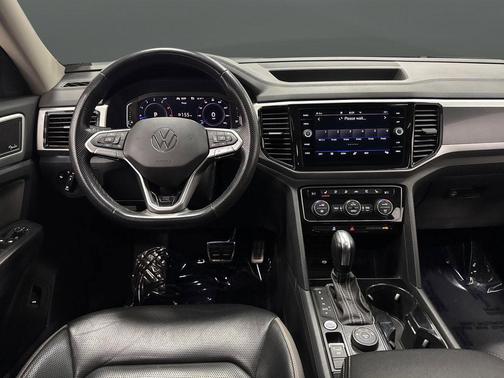 2022 Volkswagen Atlas 3.6L SEL Premium