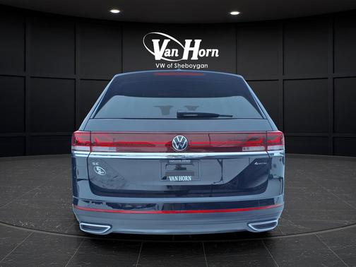 Deep Black Pearl 2026 Volkswagen Atlas 2.0T SE