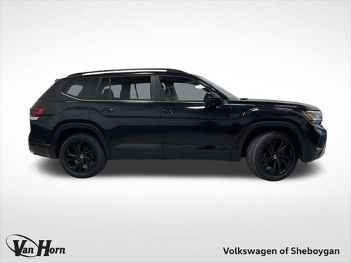 2022 Volkswagen Atlas 3.6L SE w/Technology