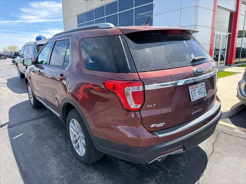 Cinnamon Glaze 2018 Ford Explorer XLT