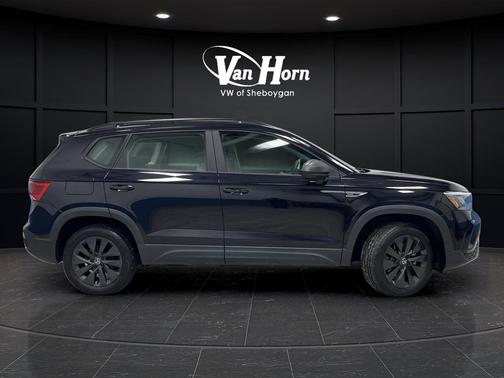 2022 Volkswagen Taos 1.5T S