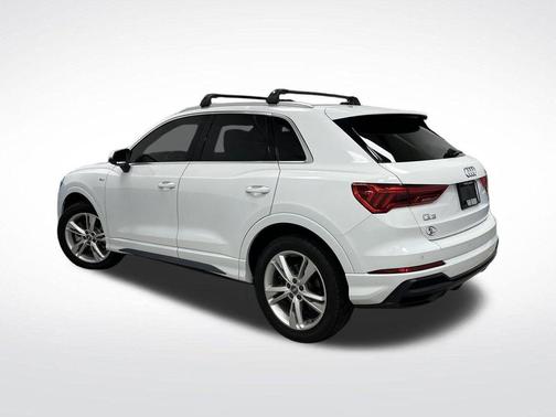 2020 Audi Q3 45 S line Premium