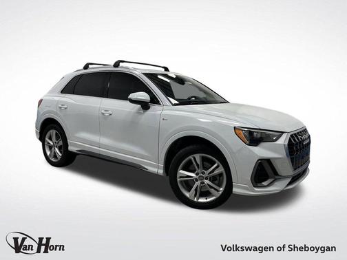 2020 Audi Q3 45 S line Premium