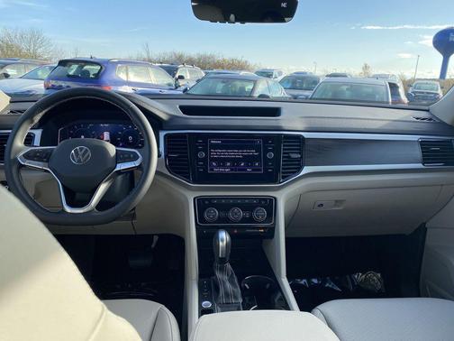 2023 Volkswagen Atlas 3.6L SE w/Technology