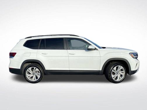 2023 Volkswagen Atlas 3.6L SE w/Technology