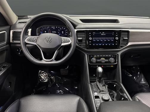2023 Volkswagen Atlas 3.6L SE w/Technology