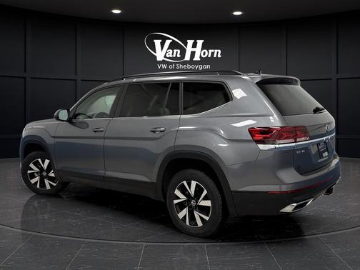 2023 Volkswagen Atlas 3.6L SE w/Technology