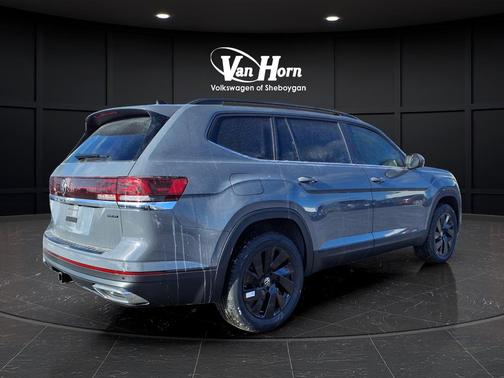 2026 Volkswagen Atlas 2.0T SE w/Technology 4MOTION