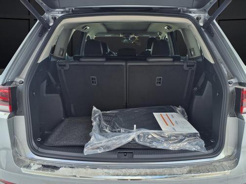 2026 Volkswagen Atlas 2.0T SEL Premium R-Line 4MOTION