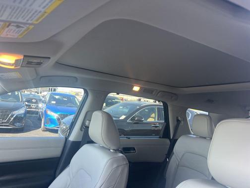 2022 Nissan Pathfinder Platinum 4WD