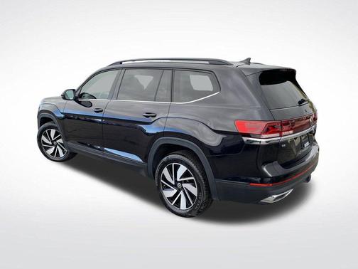 2025 Volkswagen Atlas 2.0T SE w/Technology 4MOTION