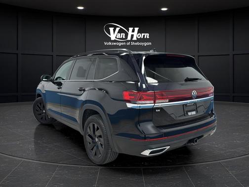 2024 Volkswagen Atlas 2.0T SE w/Technology 4MOTION