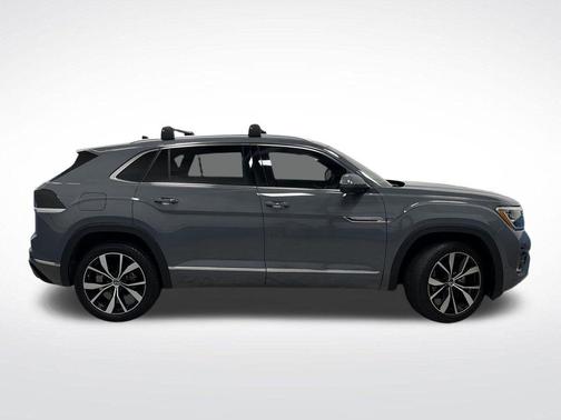 2024 Volkswagen Atlas Cross Sport 2.0T SEL Premium