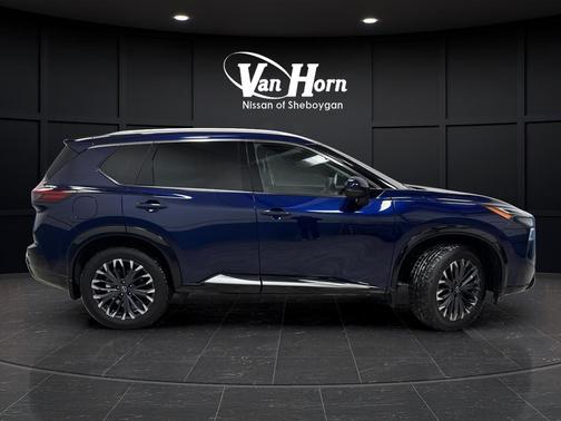 2024 Nissan Rogue Platinum