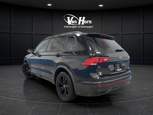 2024 Volkswagen Tiguan 2.0T SE R-Line Black 4MOTION
