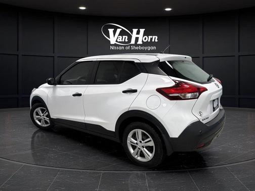 2020 Nissan Kicks S