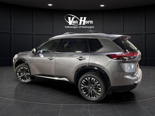 Gun Metallic 2026 Nissan Rogue Platinum