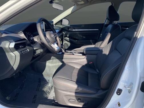 2025 Nissan Altima SR AWD