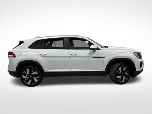 2025 Volkswagen Atlas Cross Sport 2.0T SE w/Technology 4MOTION