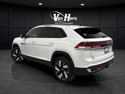 2025 Volkswagen Atlas Cross Sport 2.0T SE w/Technology 4MOTION