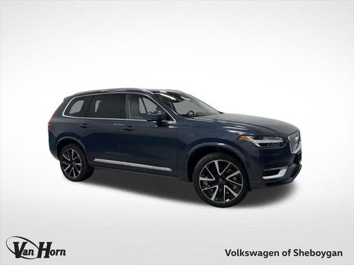 2022 Volvo XC90 Recharge Plug-In Hybrid T8 Inscription Expression 6 Passenger