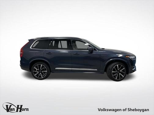 2022 Volvo XC90 Recharge Plug-In Hybrid T8 Inscription Expression 6 Passenger