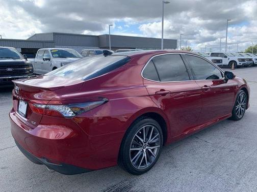 2021 Toyota Camry XLE V6
