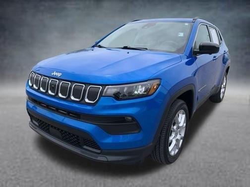 2022 Jeep Compass Latitude Lux