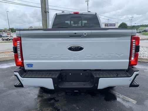 2025 Ford F-350 Lariat Super Duty