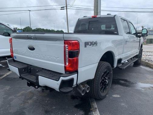 2025 Ford F-350 Lariat Super Duty