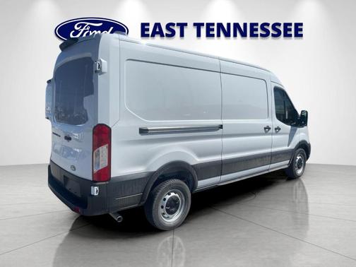 2026 Ford Transit-250 148 WB Medium Roof Cargo