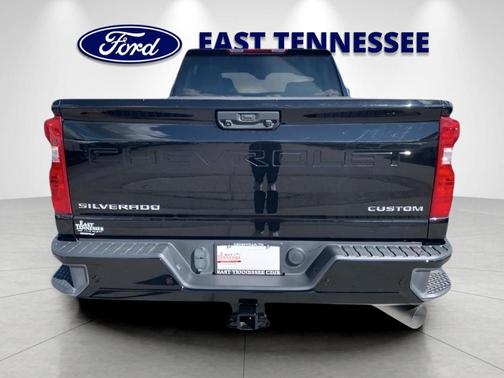 2024 Chevrolet Silverado 2500 Custom