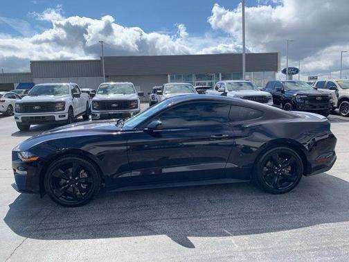 2022 Ford Mustang EcoBoost Premium