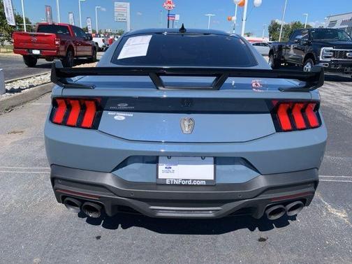 2024 Ford Mustang Dark Horse