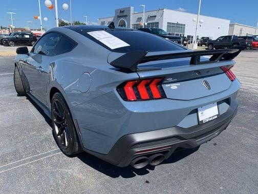 2024 Ford Mustang Dark Horse