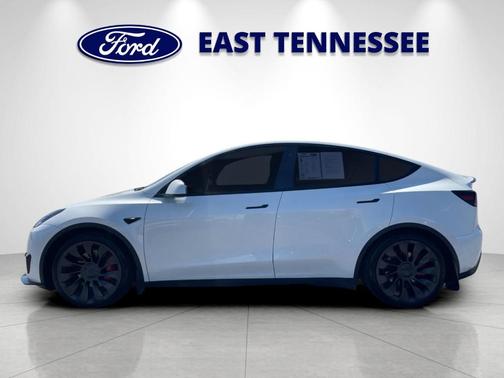 White 2023 Tesla Model Y Performance