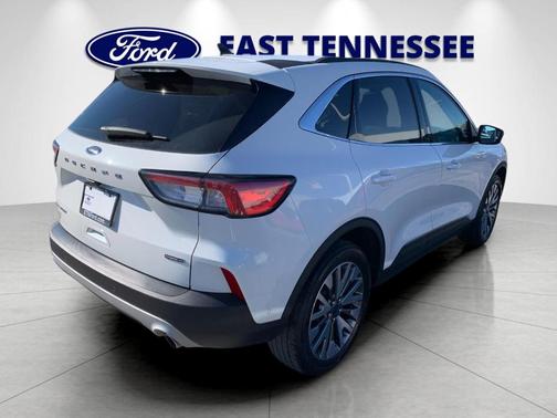 2021 Ford Escape Titanium Hybrid