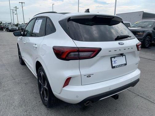 2023 Ford Escape ST-Line Select