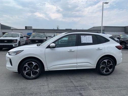 2023 Ford Escape ST-Line Select