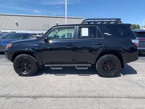 2022 Toyota 4Runner TRD Off Road Premium