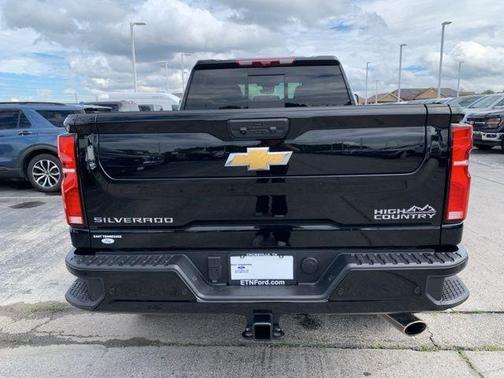 2025 Chevrolet Silverado 2500 High Country