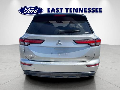 2023 Mitsubishi Outlander SEL