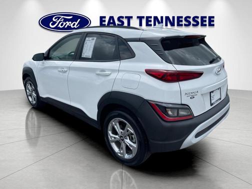 Lunar 2023 Hyundai KONA SEL
